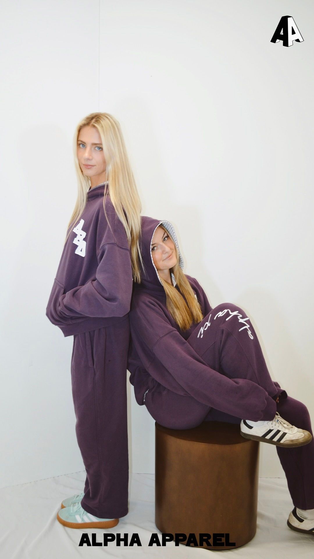 Standard Sweatpants worn 103