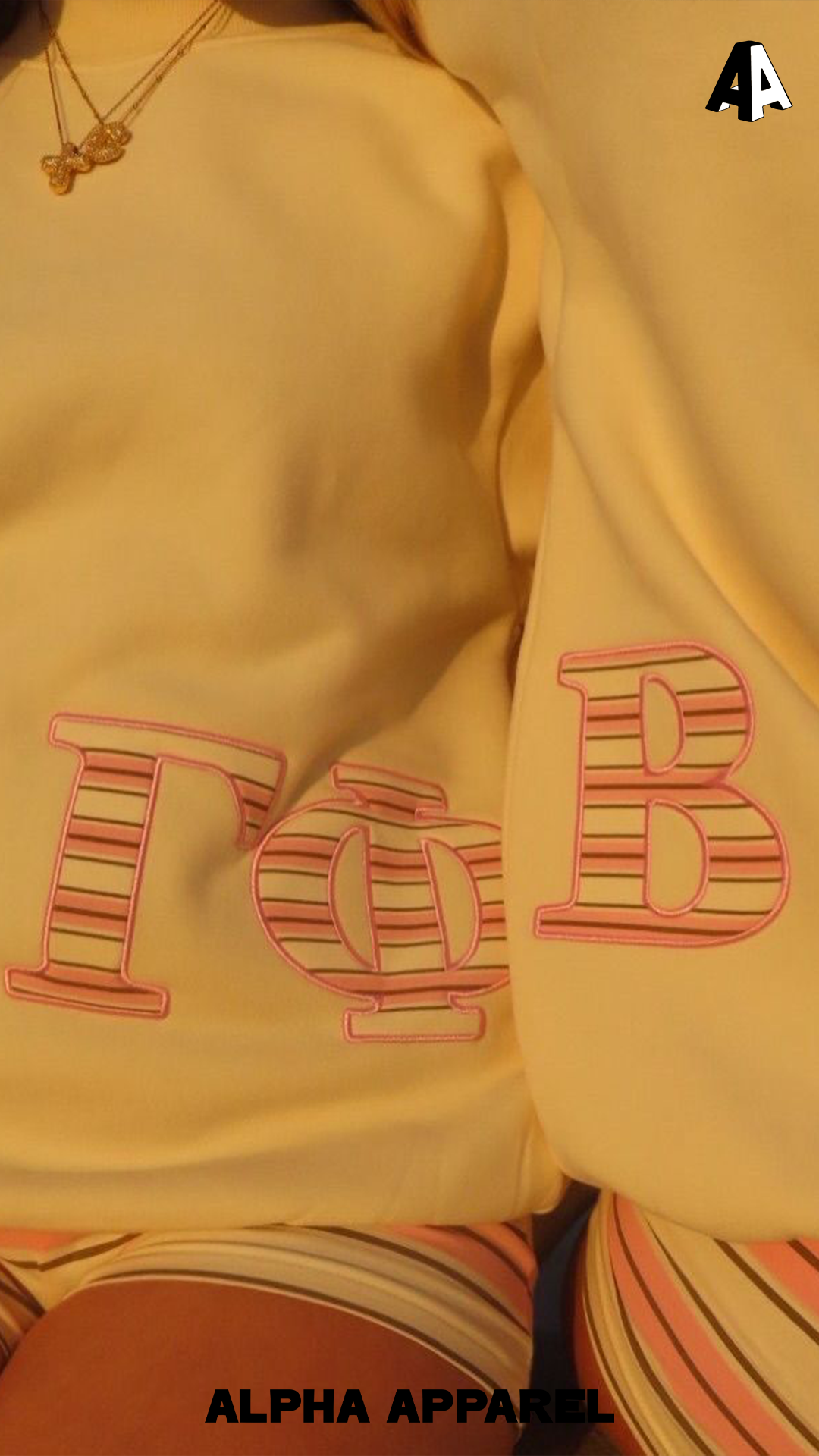 Mockneck Sweatshirt worn 83