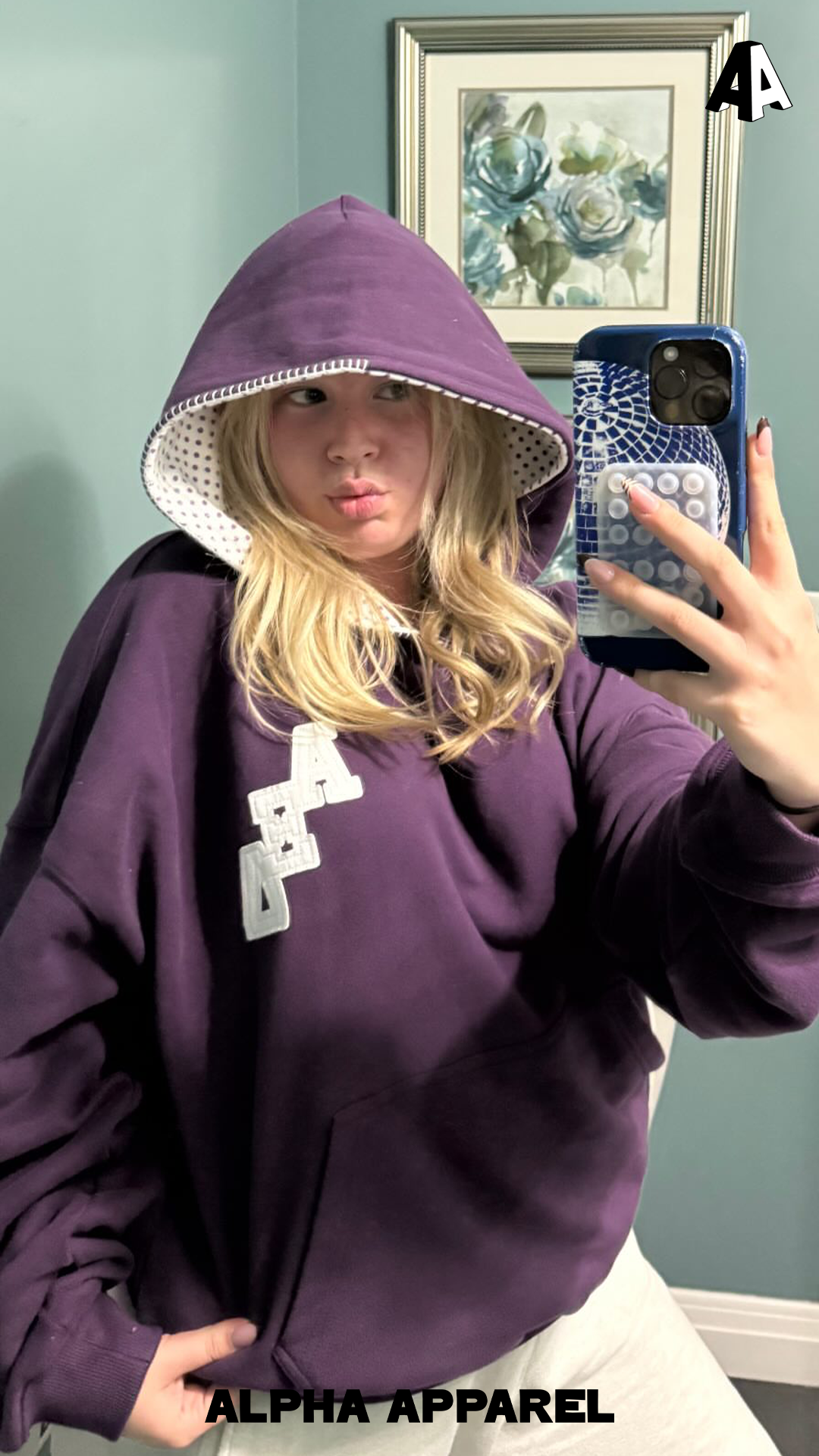 Standard Hooded Sweatshirt worn 148