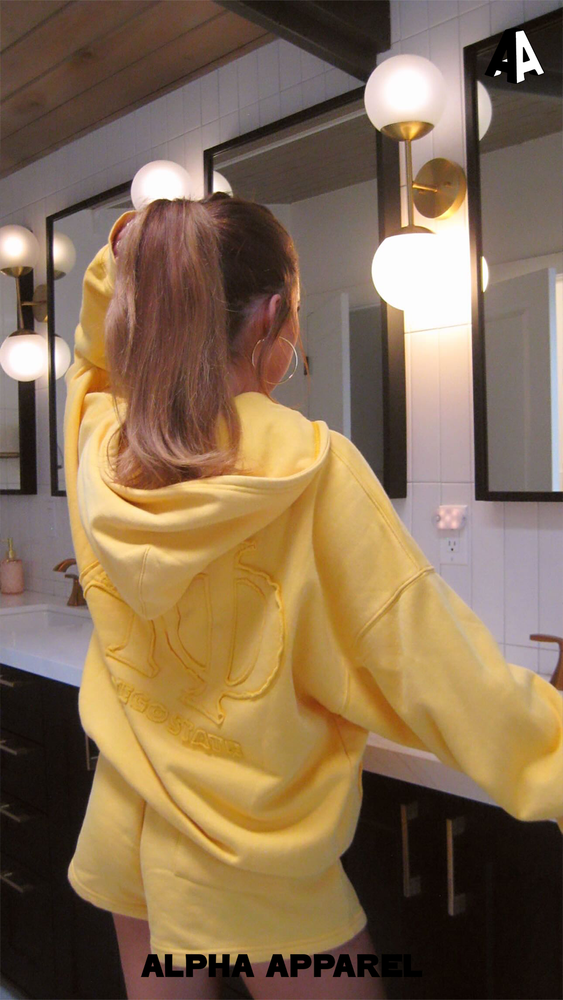 Zip-Up Sweatshirt worn 43