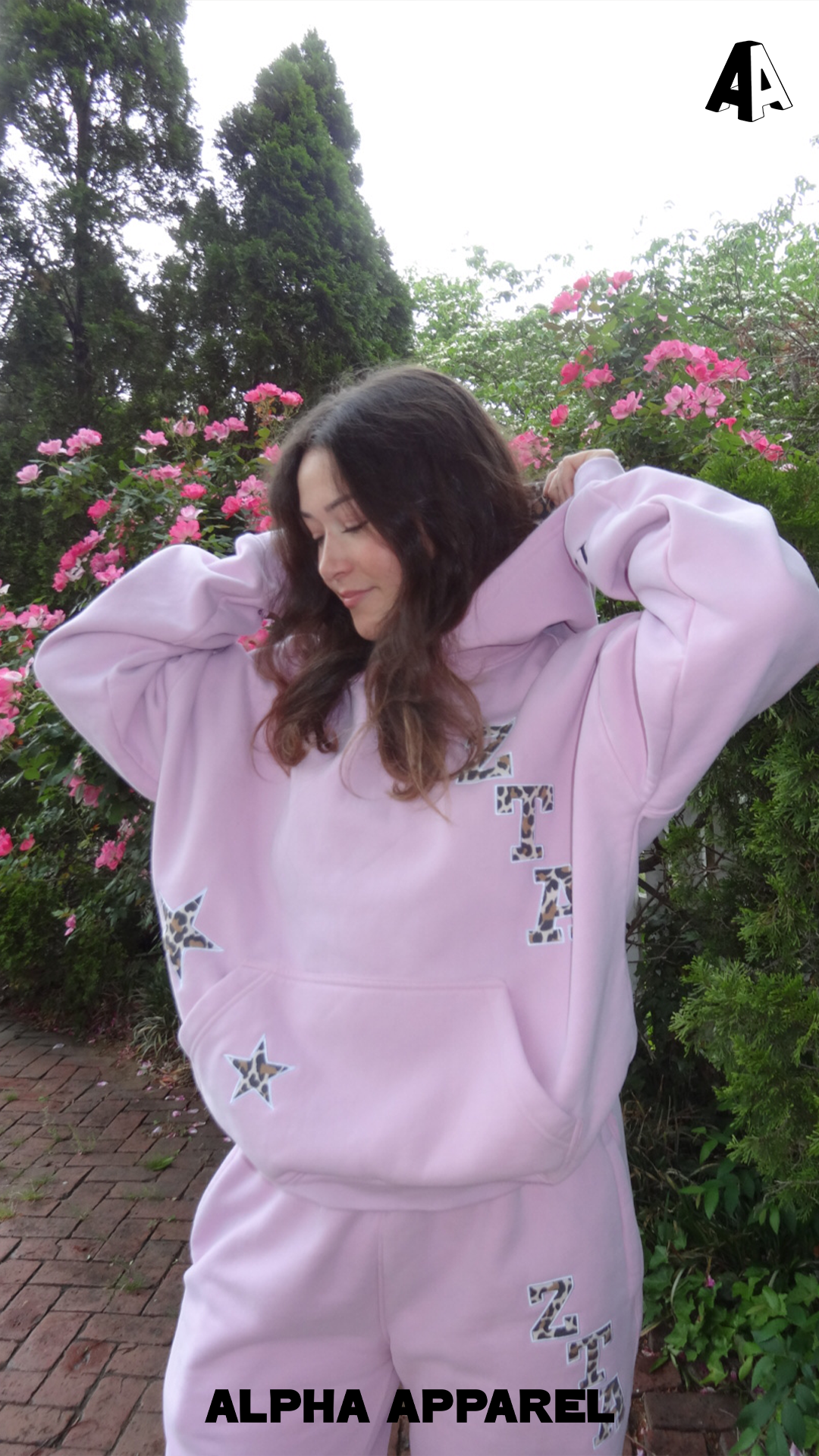 Standard Hooded Sweatshirt worn 40