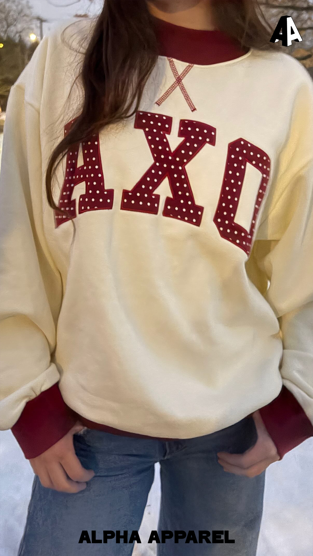 Mockneck Sweatshirt worn 3