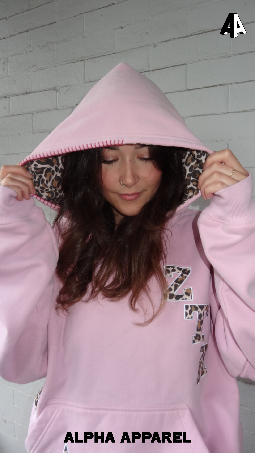 Standard Hooded Sweatshirt worn 127