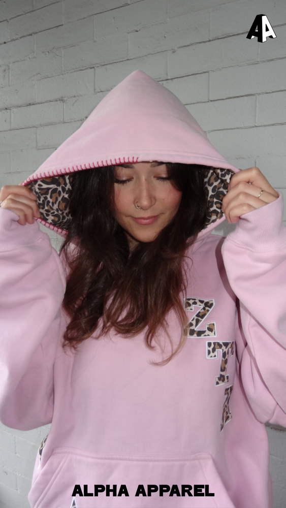Standard Hooded Sweatshirt worn 127