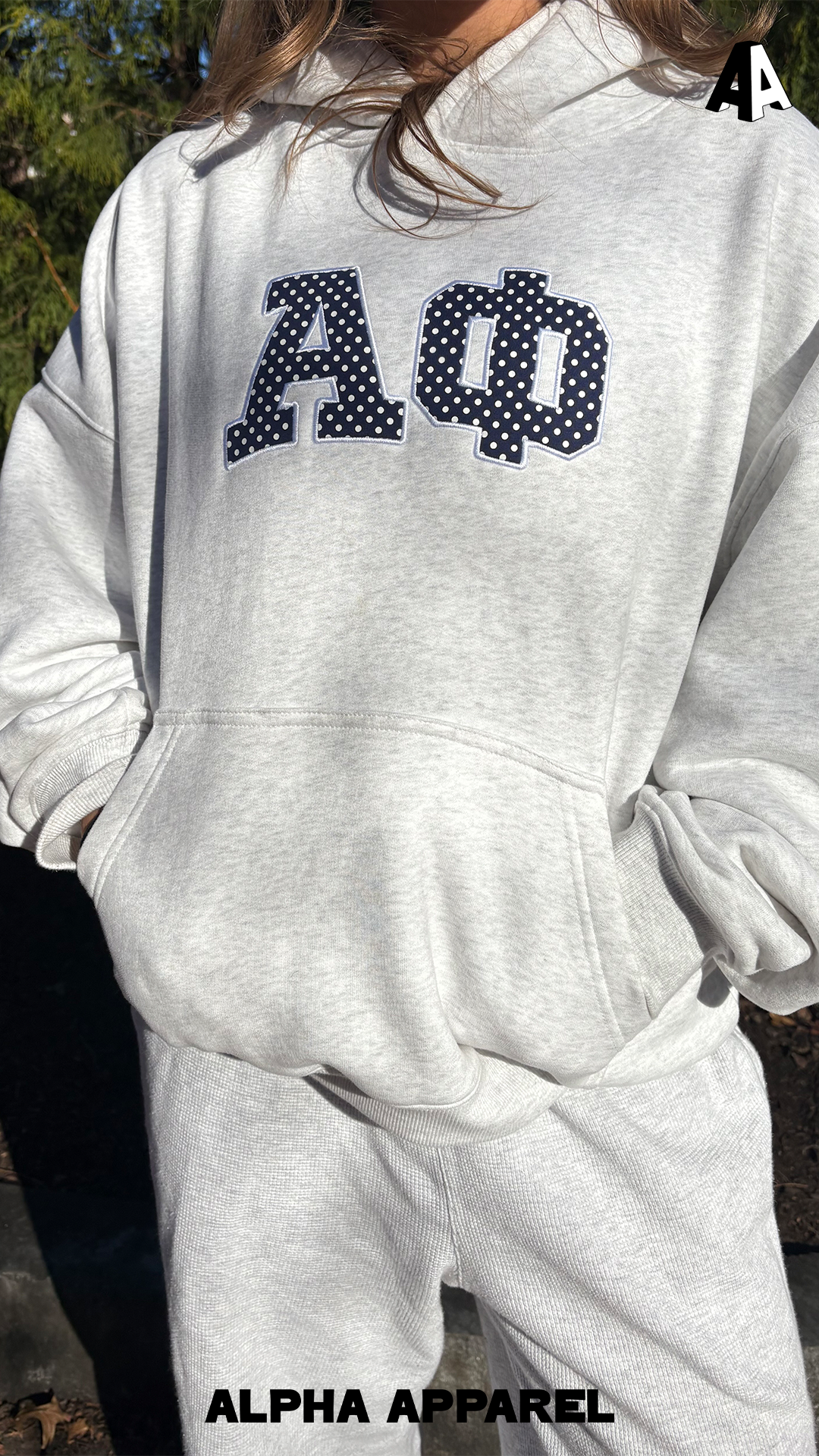 Standard Hooded Sweatshirt worn 84