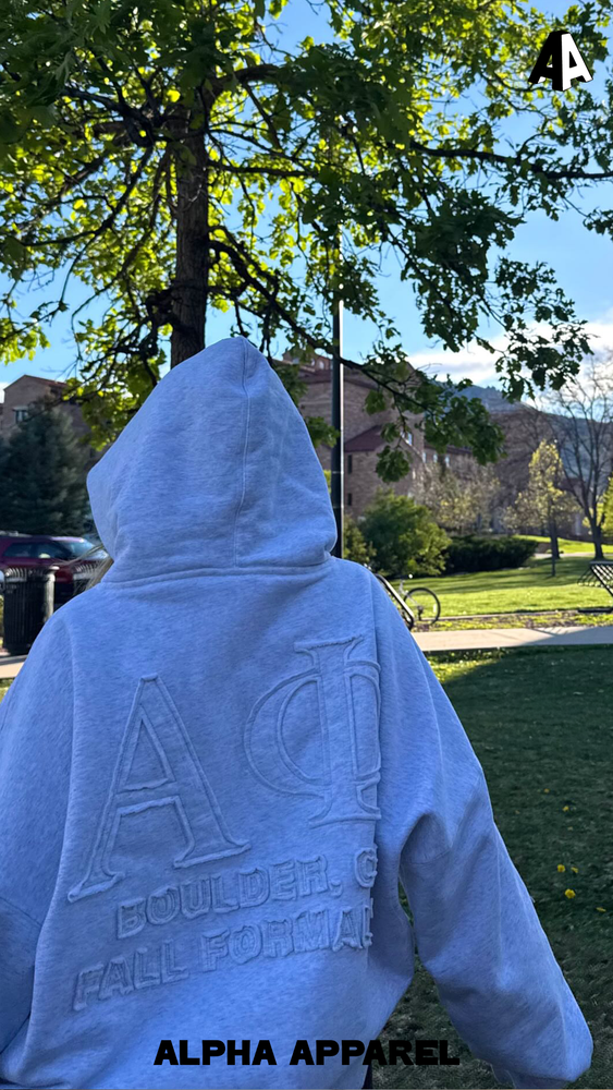 Standard Hooded Sweatshirt worn 207