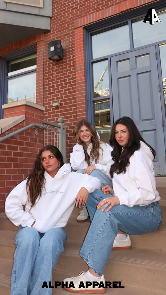 Standard Hooded Sweatshirt worn 142