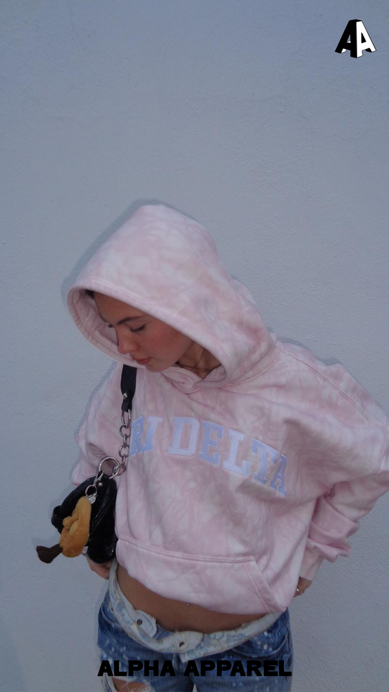 Standard Hooded Sweatshirt worn 138