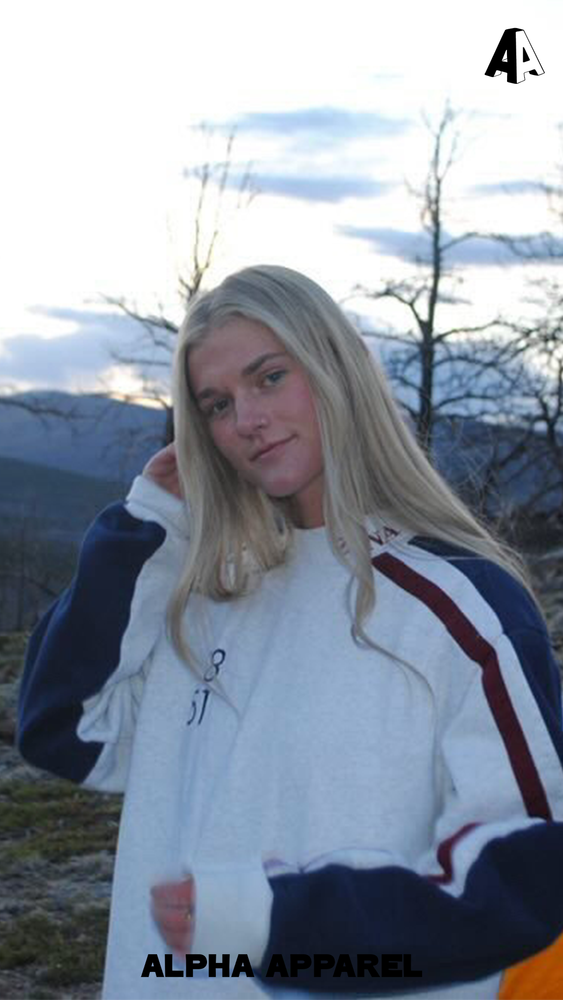 Mockneck Sweatshirt worn 35
