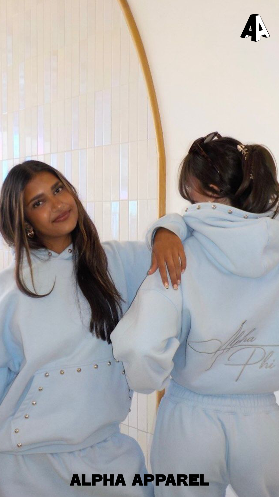 Standard Hooded Sweatshirt worn 73