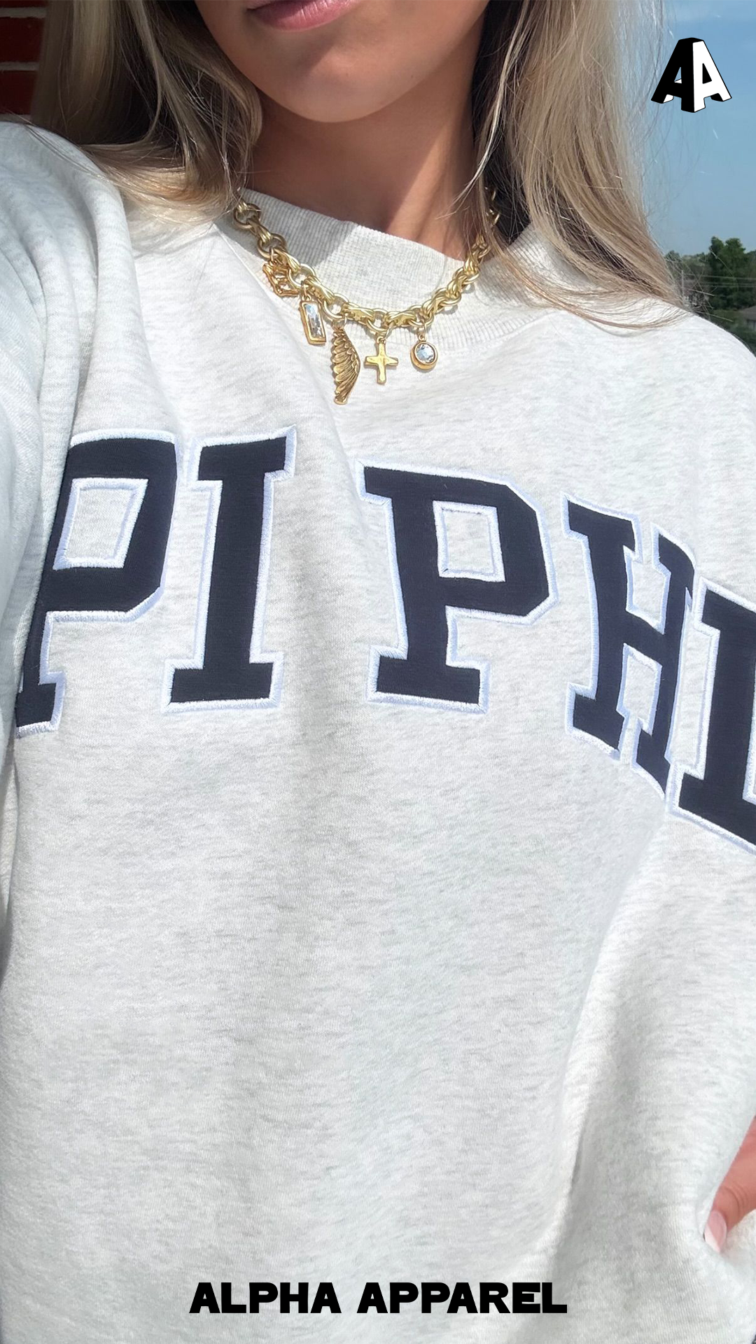 Mockneck Sweatshirt worn 29