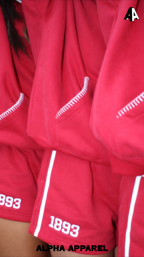 Standard Shorts worn 49