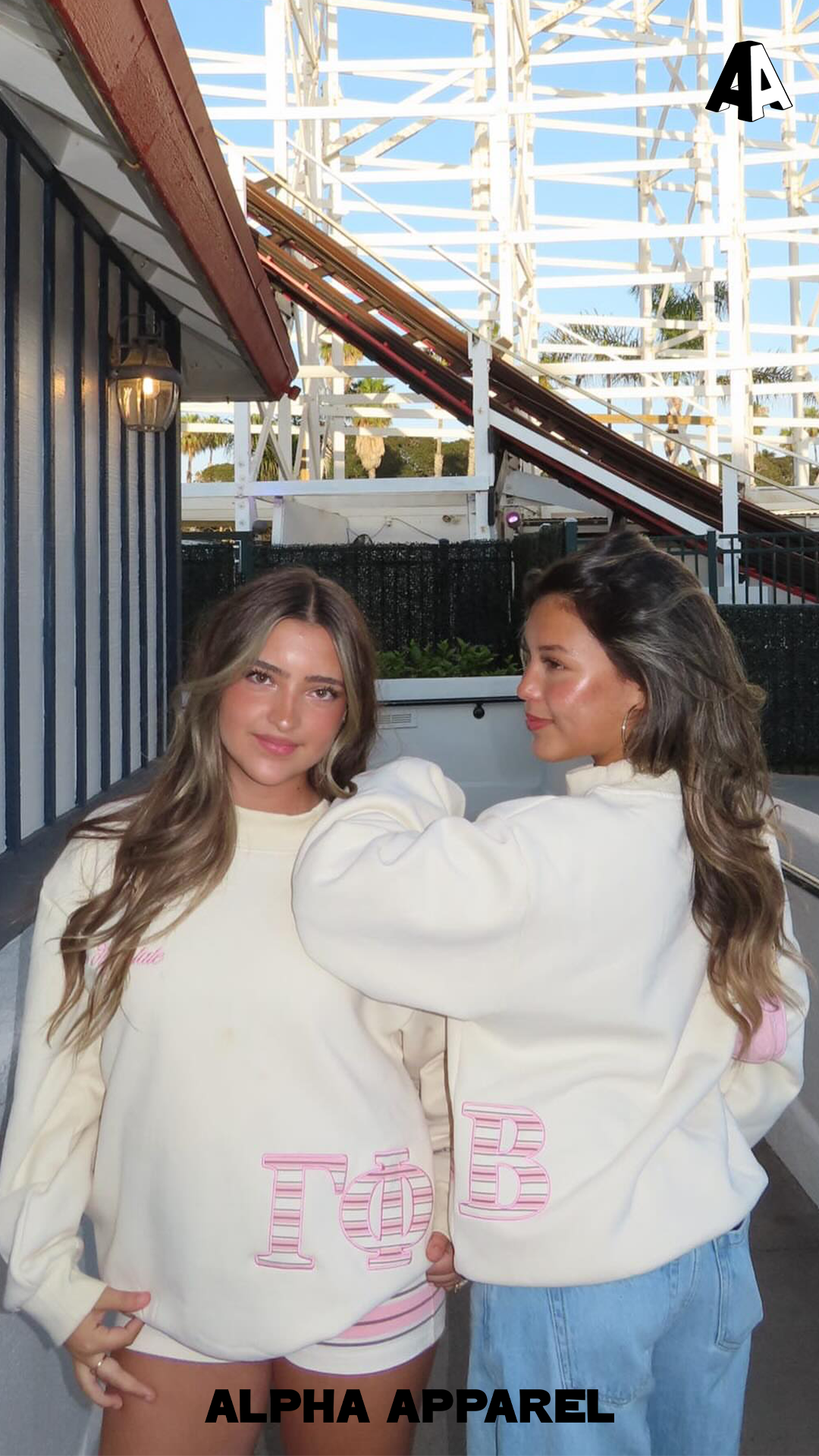 Mockneck Sweatshirt worn 1