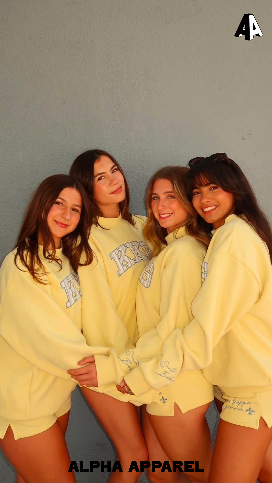 Mockneck Sweatshirt worn 45